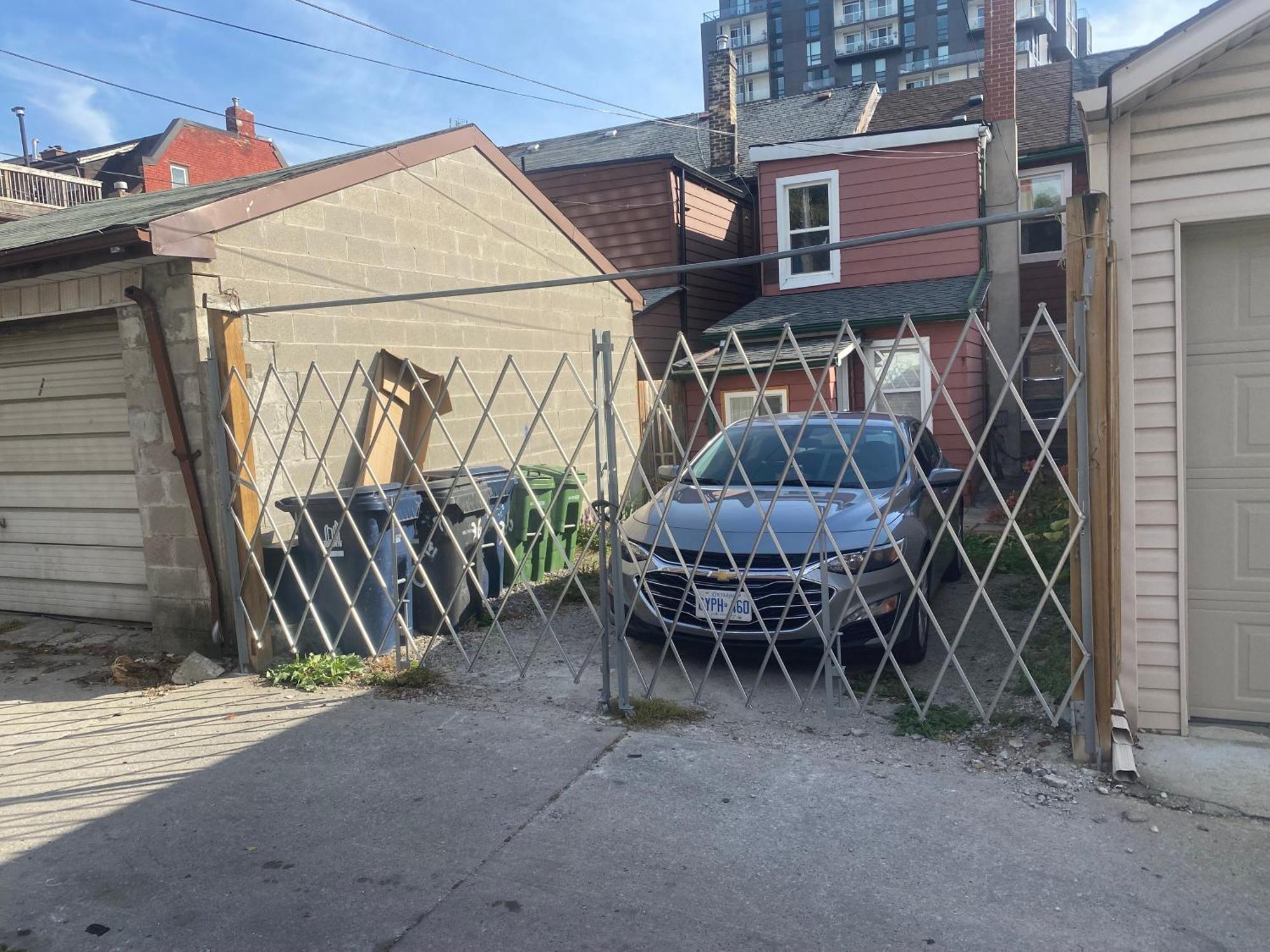 Budget Quad Room With En Suite Bathroom 36B Toronto Exterior foto